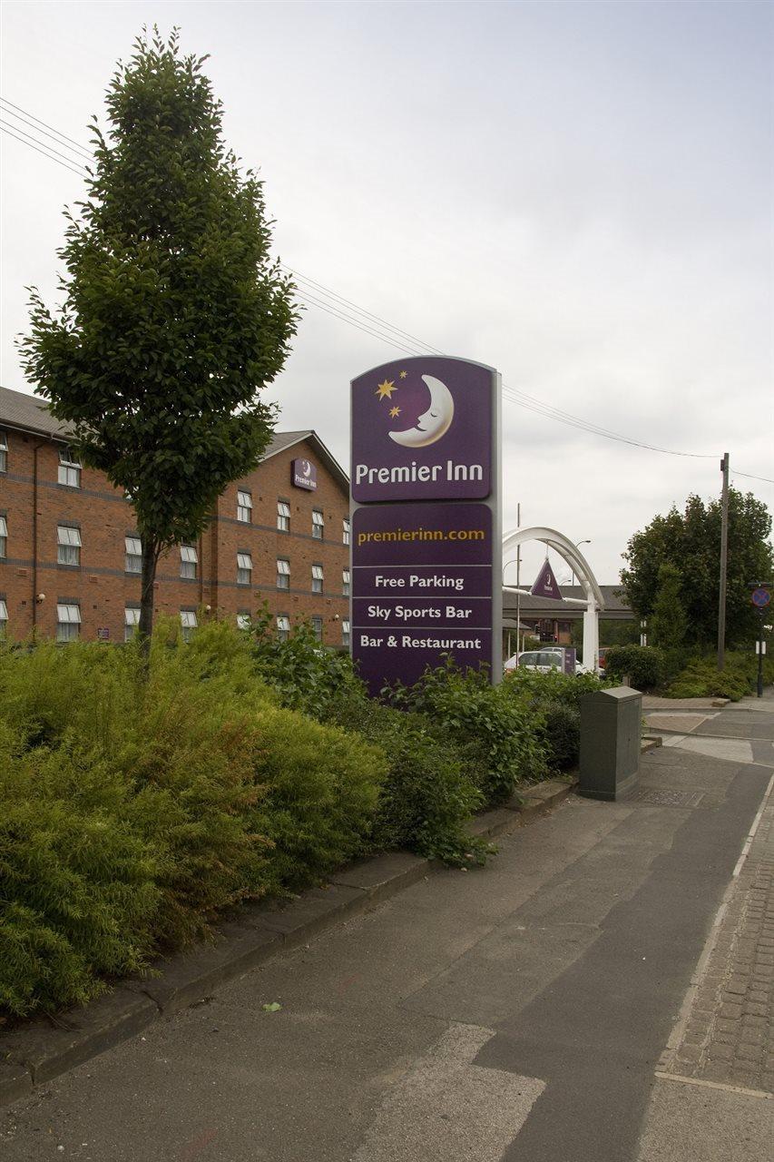Premier Inn Sheffield Arena Buitenkant foto