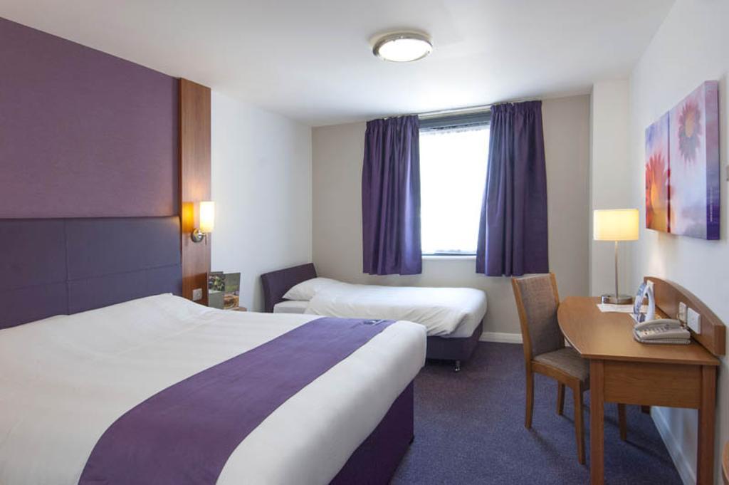 Premier Inn Sheffield Arena Kamer foto