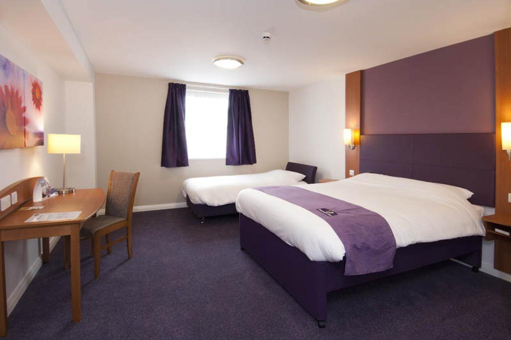Premier Inn Sheffield Arena Kamer foto