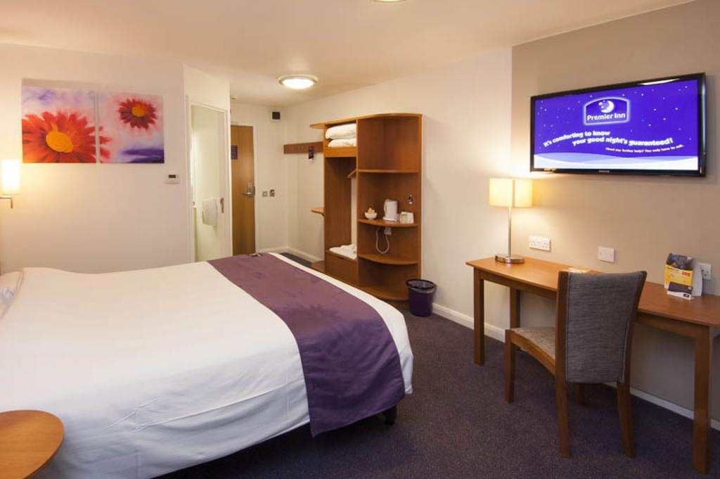 Premier Inn Sheffield Arena Buitenkant foto