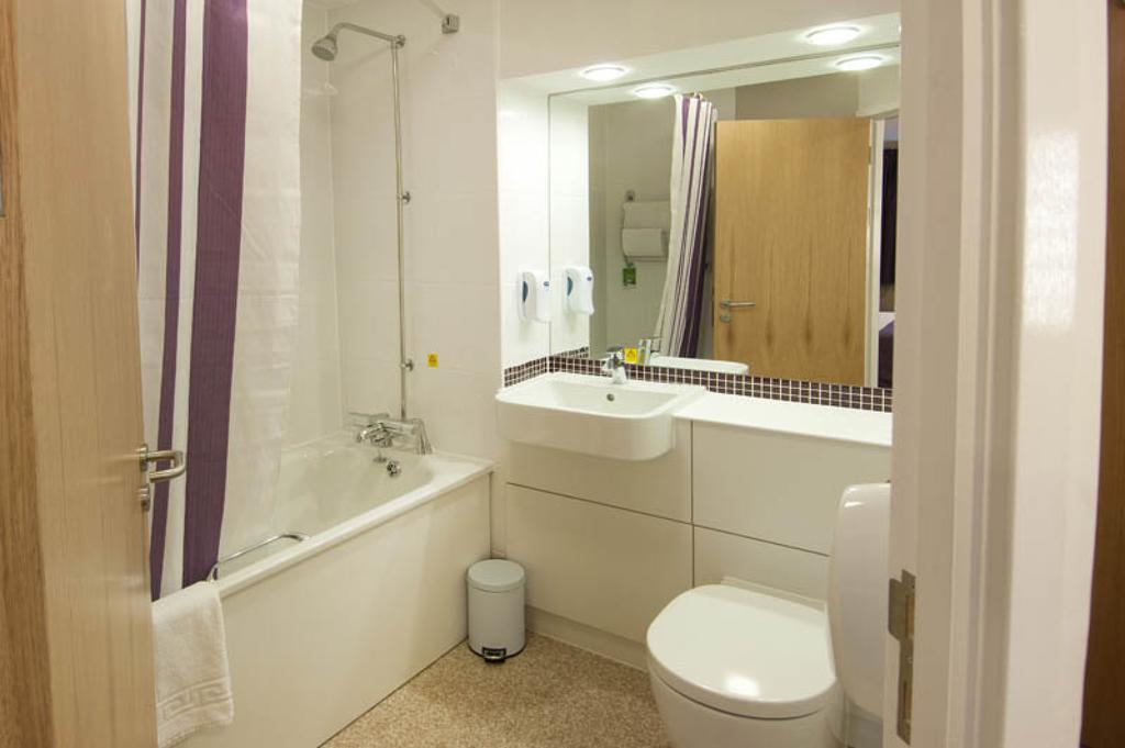 Premier Inn Sheffield Arena Kamer foto